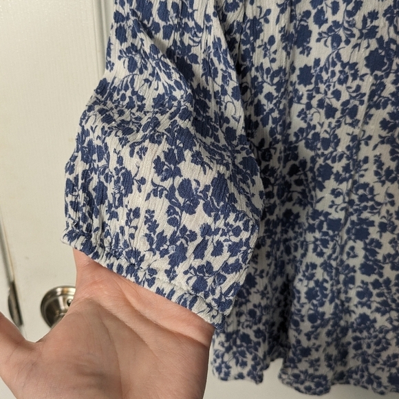 Papermoon Addley Clip Dot Woven Blue&White Floral 3/4 Sleeve Rayon Blouse Size S - Picture 6 of 8